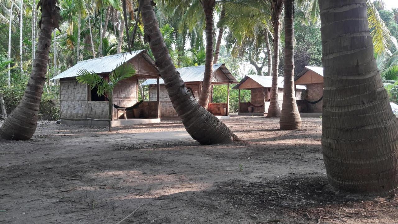Elephant And Four Wise Men Resort Ram Nagar Exterior photo
